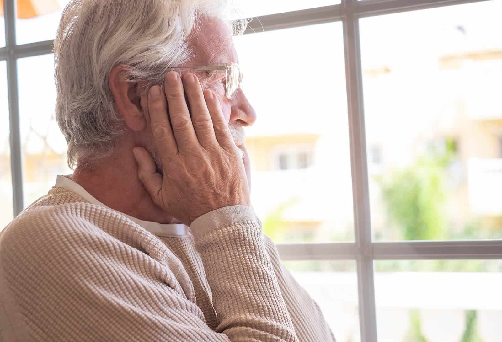 Featured image for “The Connection Between Hearing Loss and Dementia in Seniors”